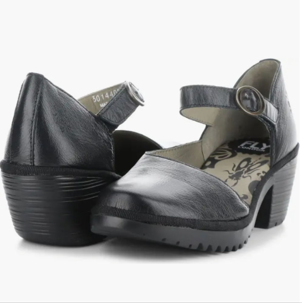 Fly London Wifo Mary Janes Chunky Heel Shoe Leather EU 39 US 8.5M
